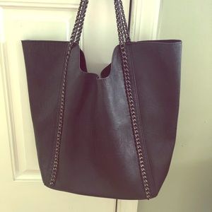 Black South Moon Under Tote